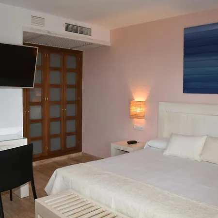 Dona Lola Zahara 4* Zahara de los Atunes