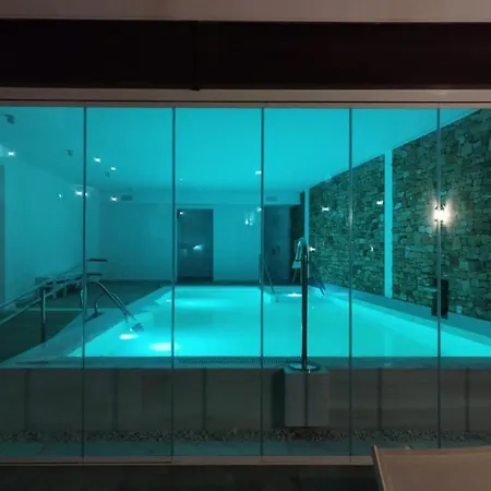 Hotel Dona Lola Zahara 4*