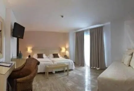 Hotel Dona Lola Zahara