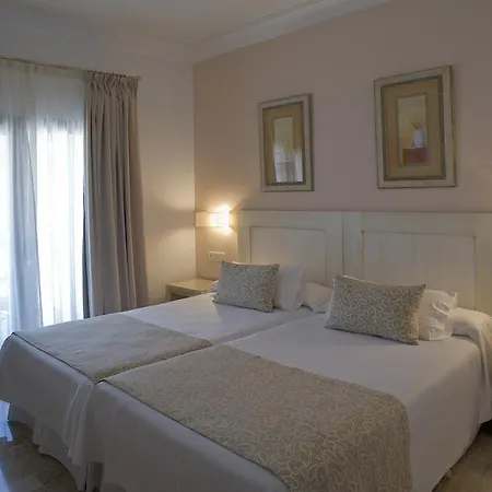 Dona Lola Zahara 4* Zahara de los Atunes