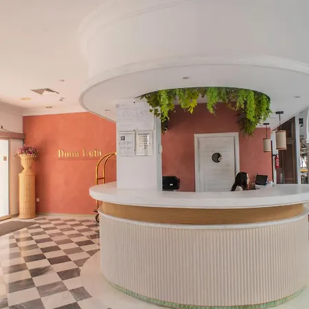 Dona Lola Zahara Hotel