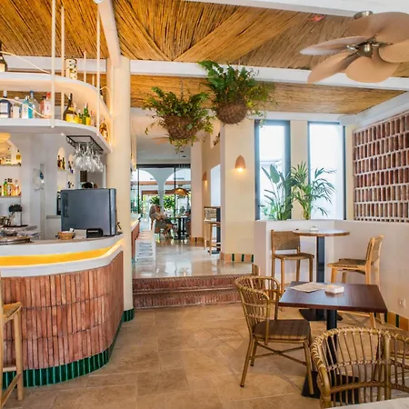 Hotel Dona Lola Zahara Zahara de los Atunes