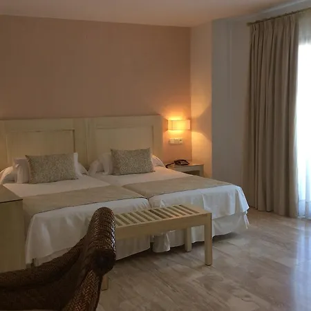 Dona Lola Zahara 4* Zahara de los Atunes